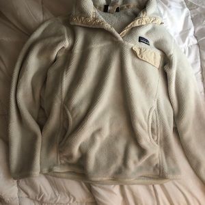 WHITE PATAGONIA PULLOVER